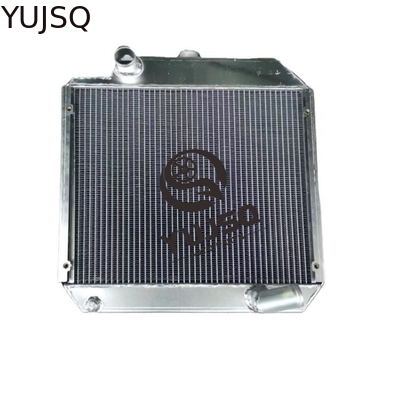 Full Aluminum Radiator RE70236 Fits John Deere 5320 2002-2004